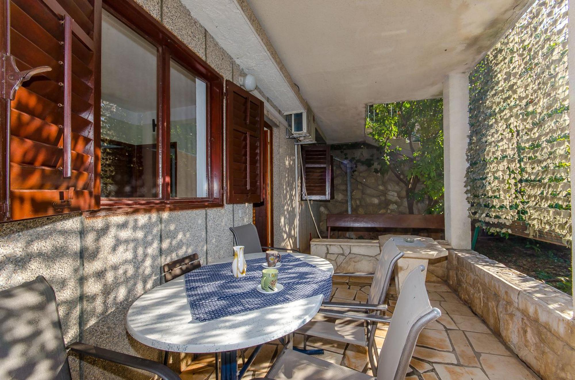 Apartments Lorena Stomorska Εξωτερικό φωτογραφία